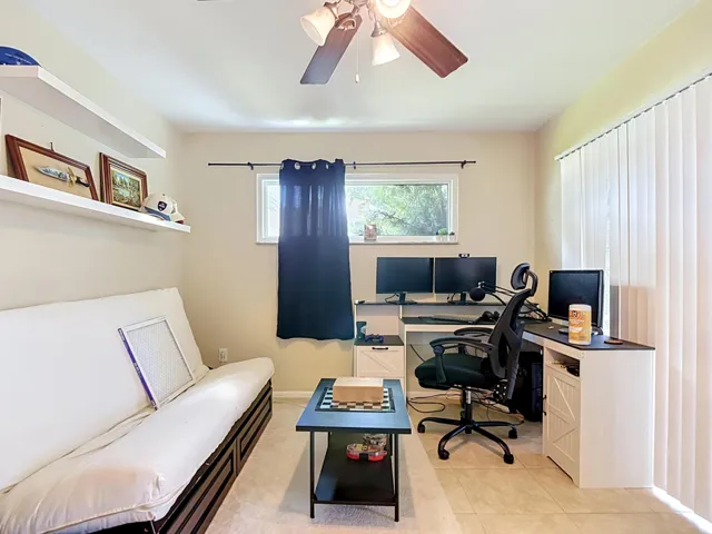 1832 SE Van Loon Terrace-47