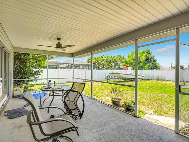 1832 SE Van Loon Terrace-56