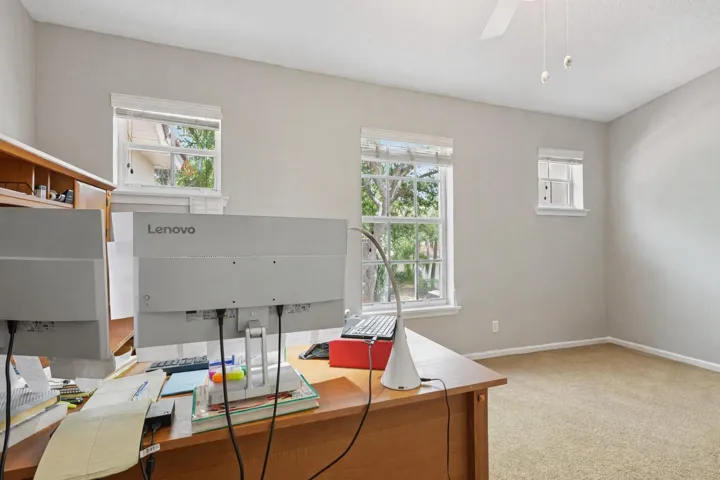 2 nd bedroom