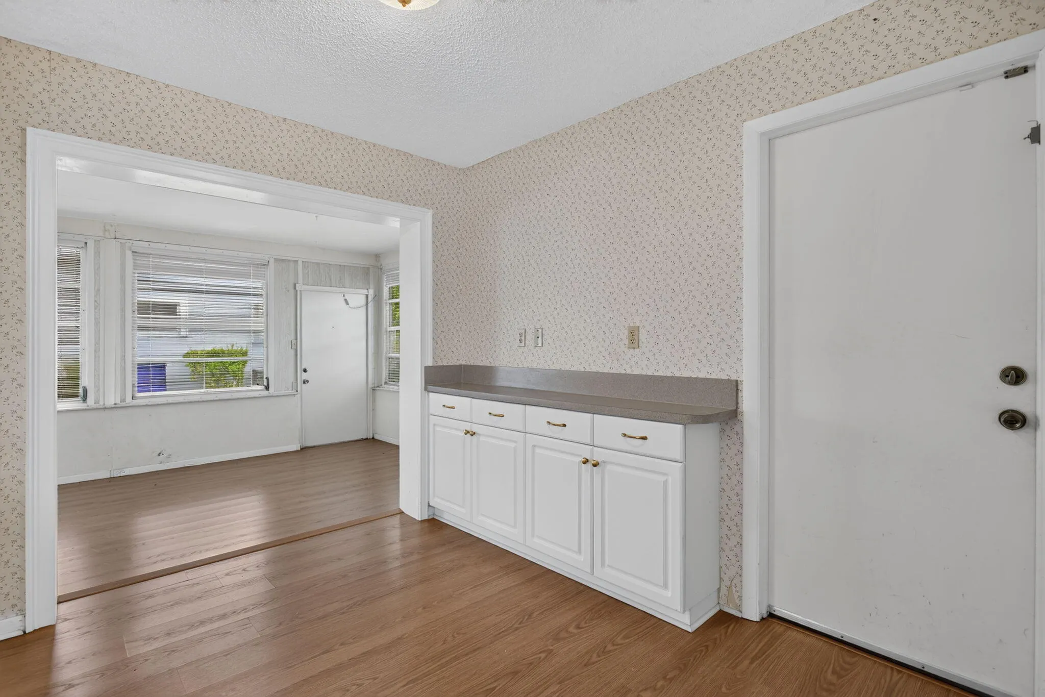 14-web-or-mls-1055-2426