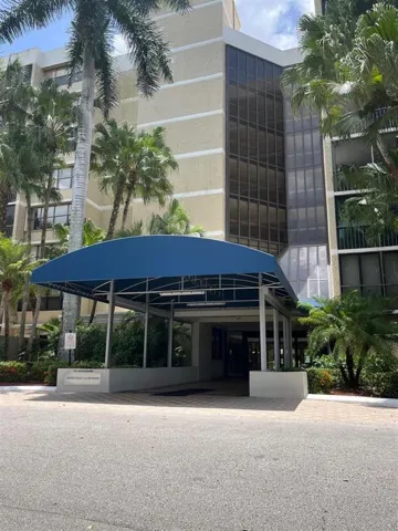 Entry canopy