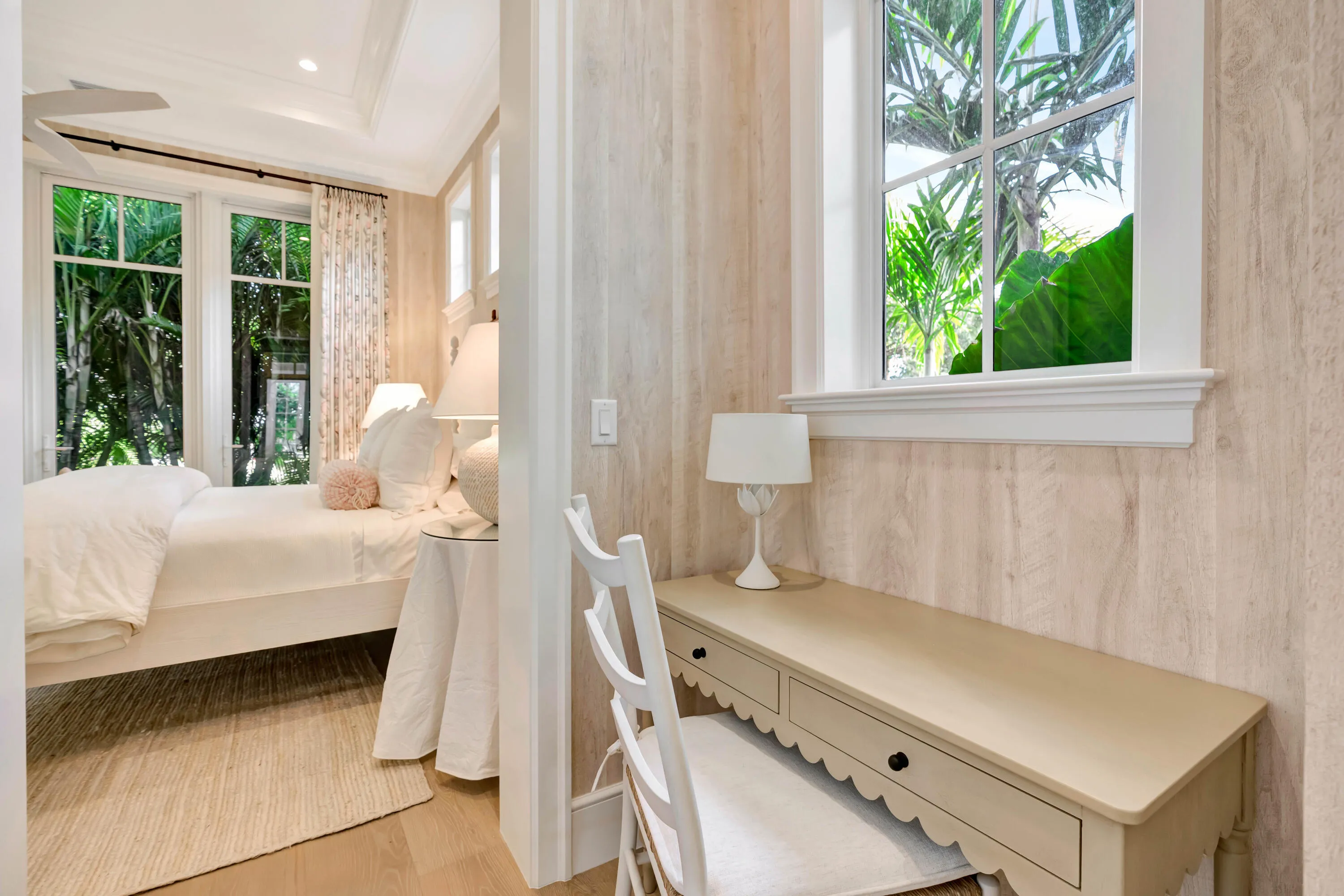 Guest Suite 1 - Vestibule