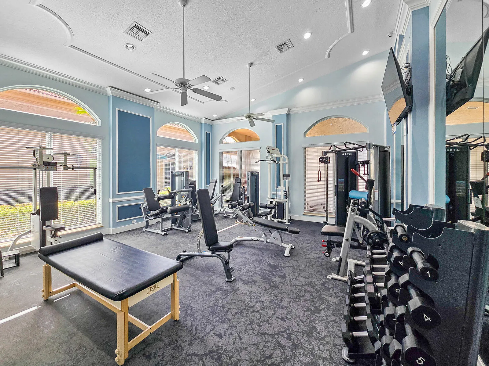 FITNESS CENTER