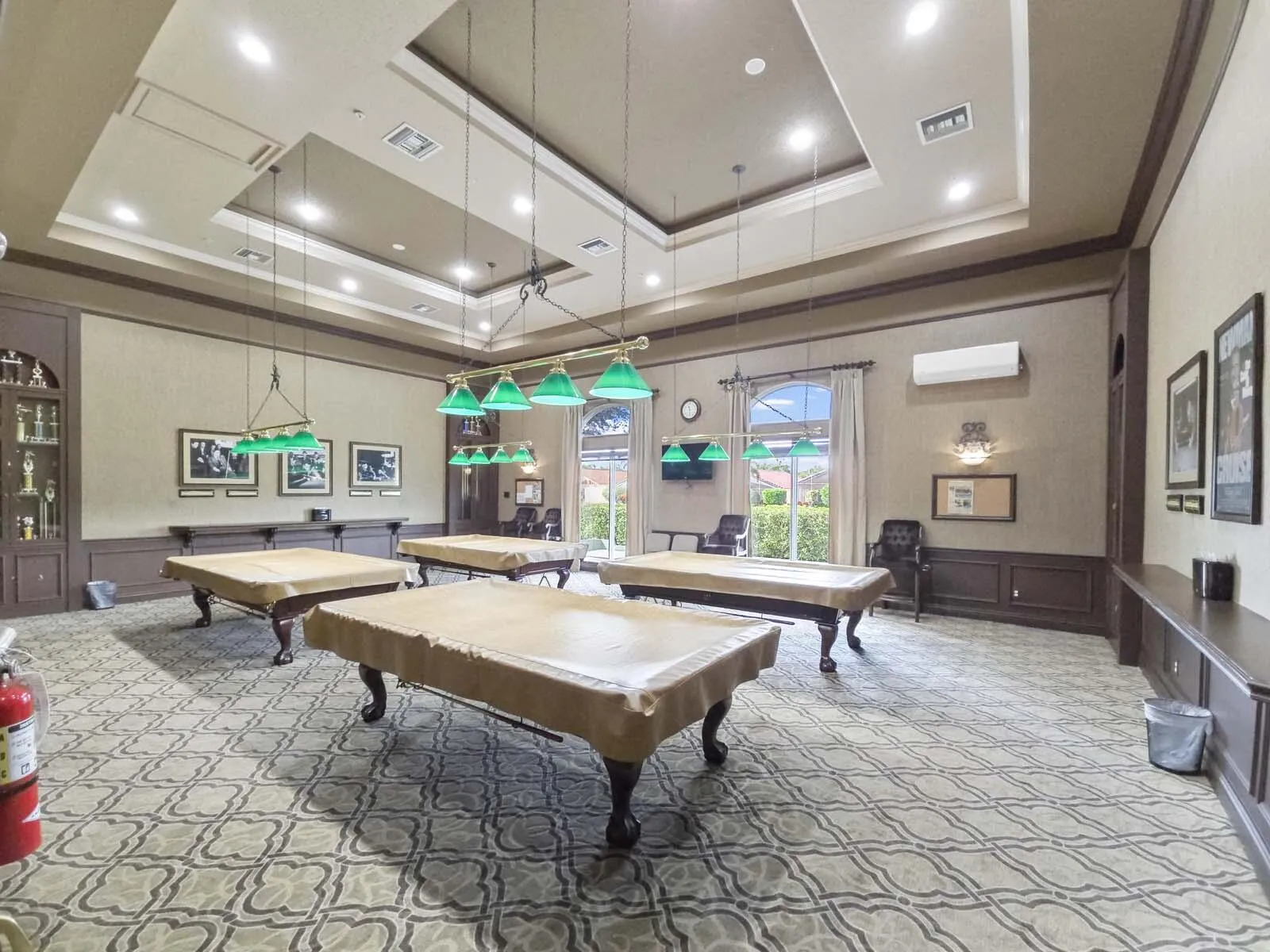 BILLIARD ROOM