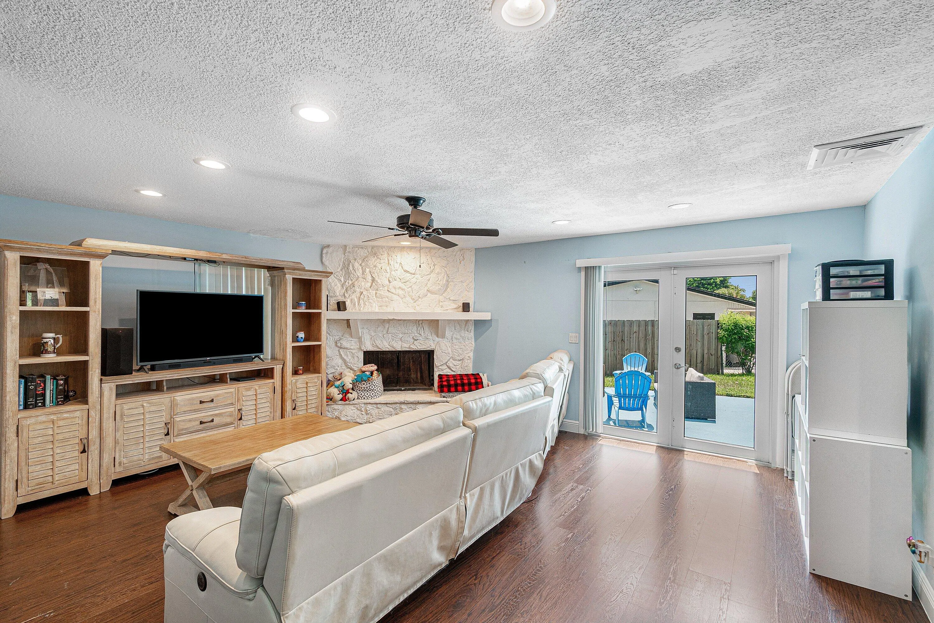 018-5134CanalRoad-WestPalmBeach-FL-33415