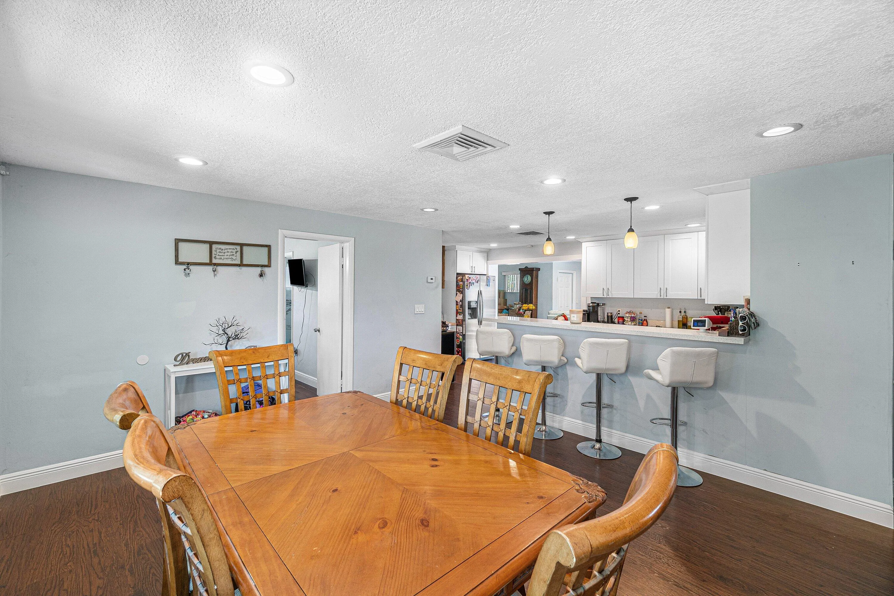 012-5134CanalRoad-WestPalmBeach-FL-33415