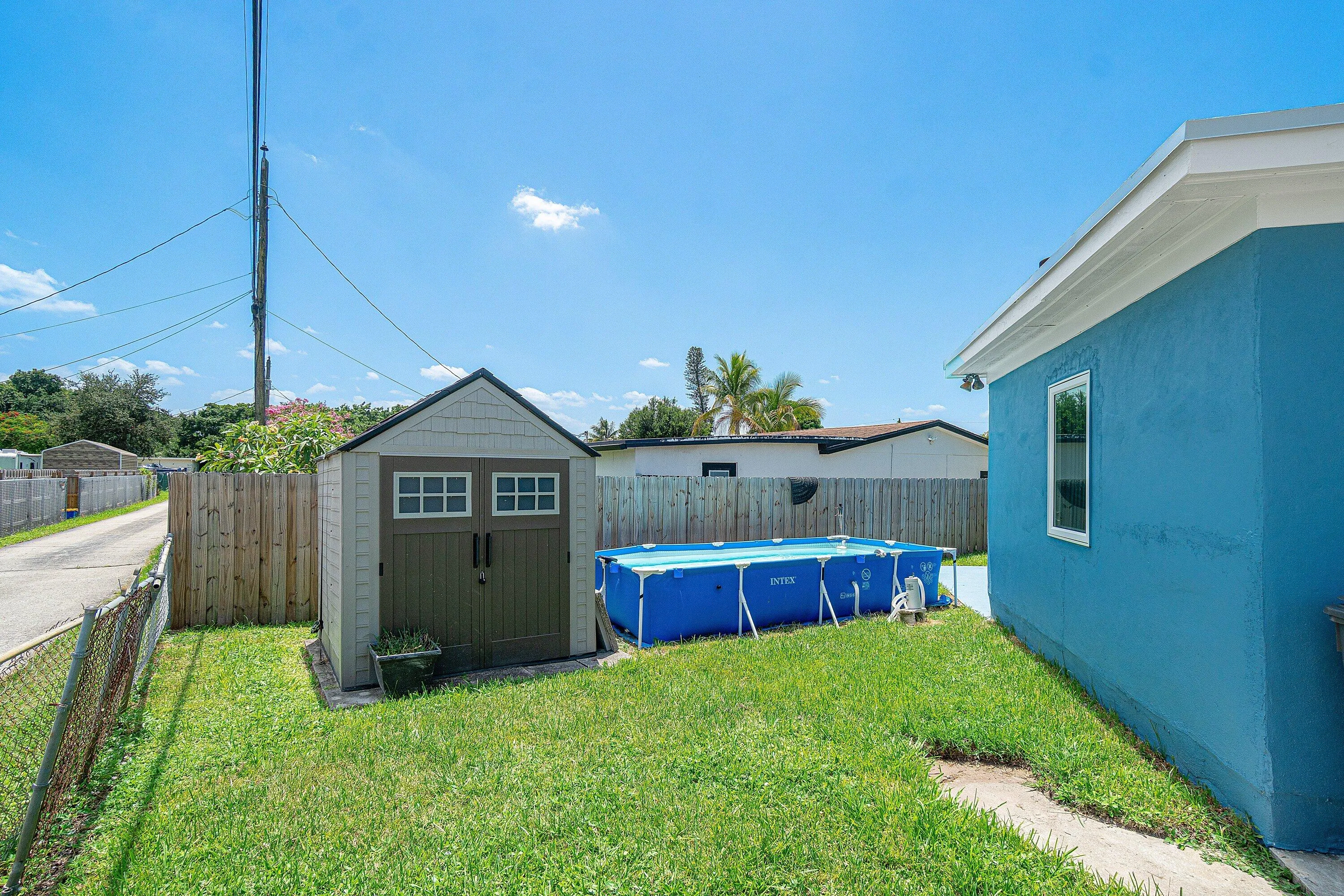 032-5134CanalRoad-WestPalmBeach-FL-33415