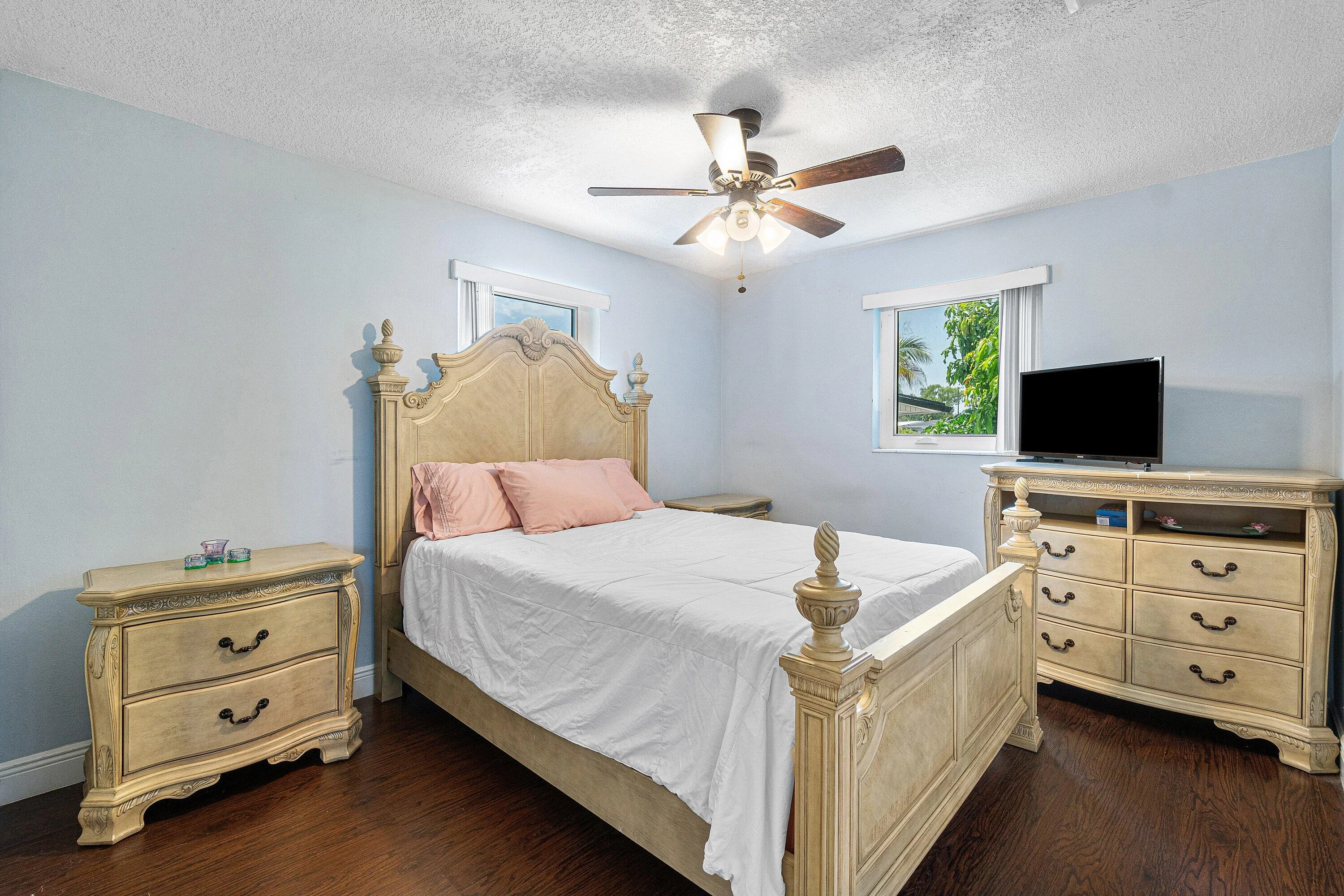 022-5134CanalRoad-WestPalmBeach-FL-33415