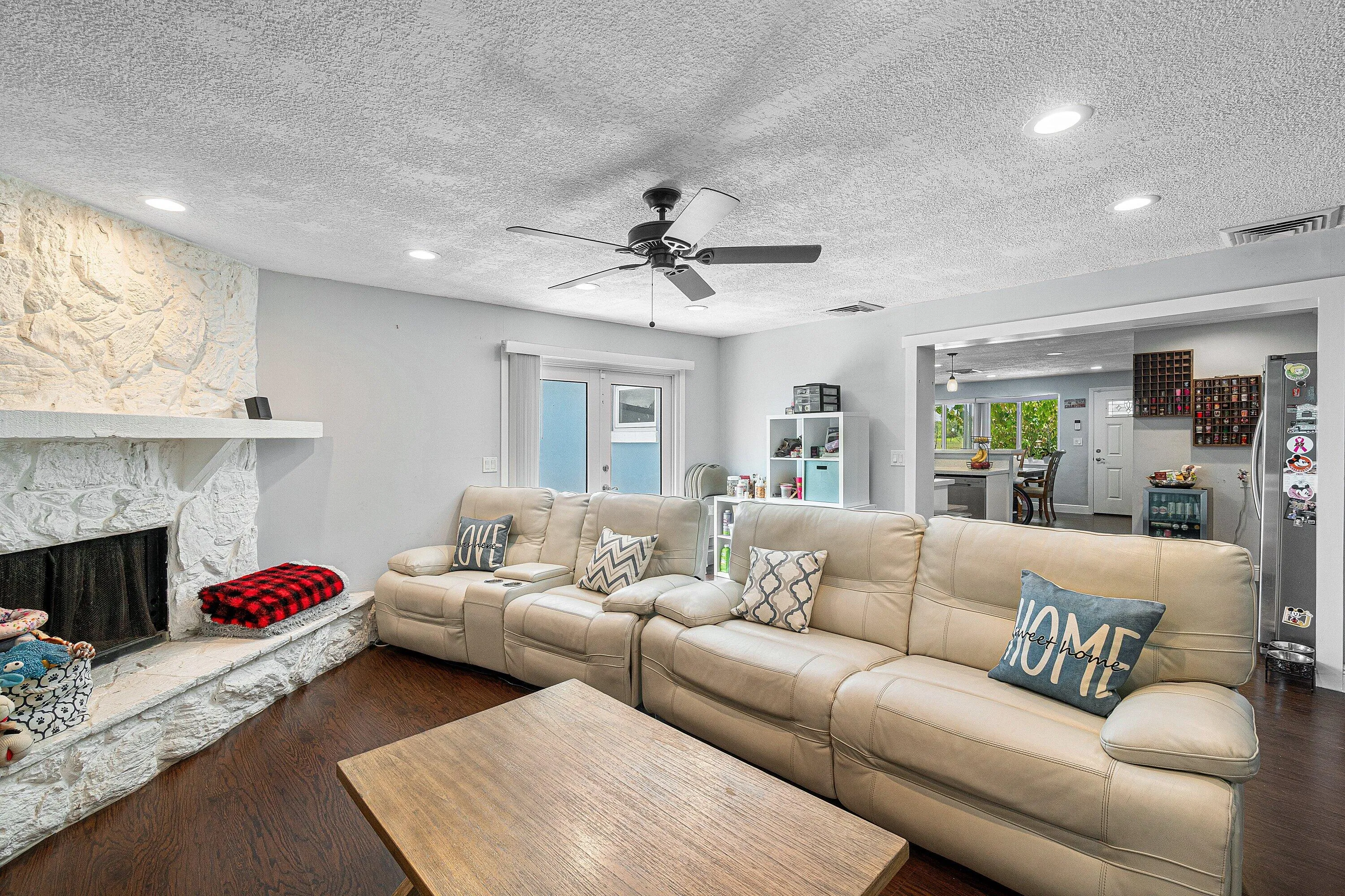 020-5134CanalRoad-WestPalmBeach-FL-33415