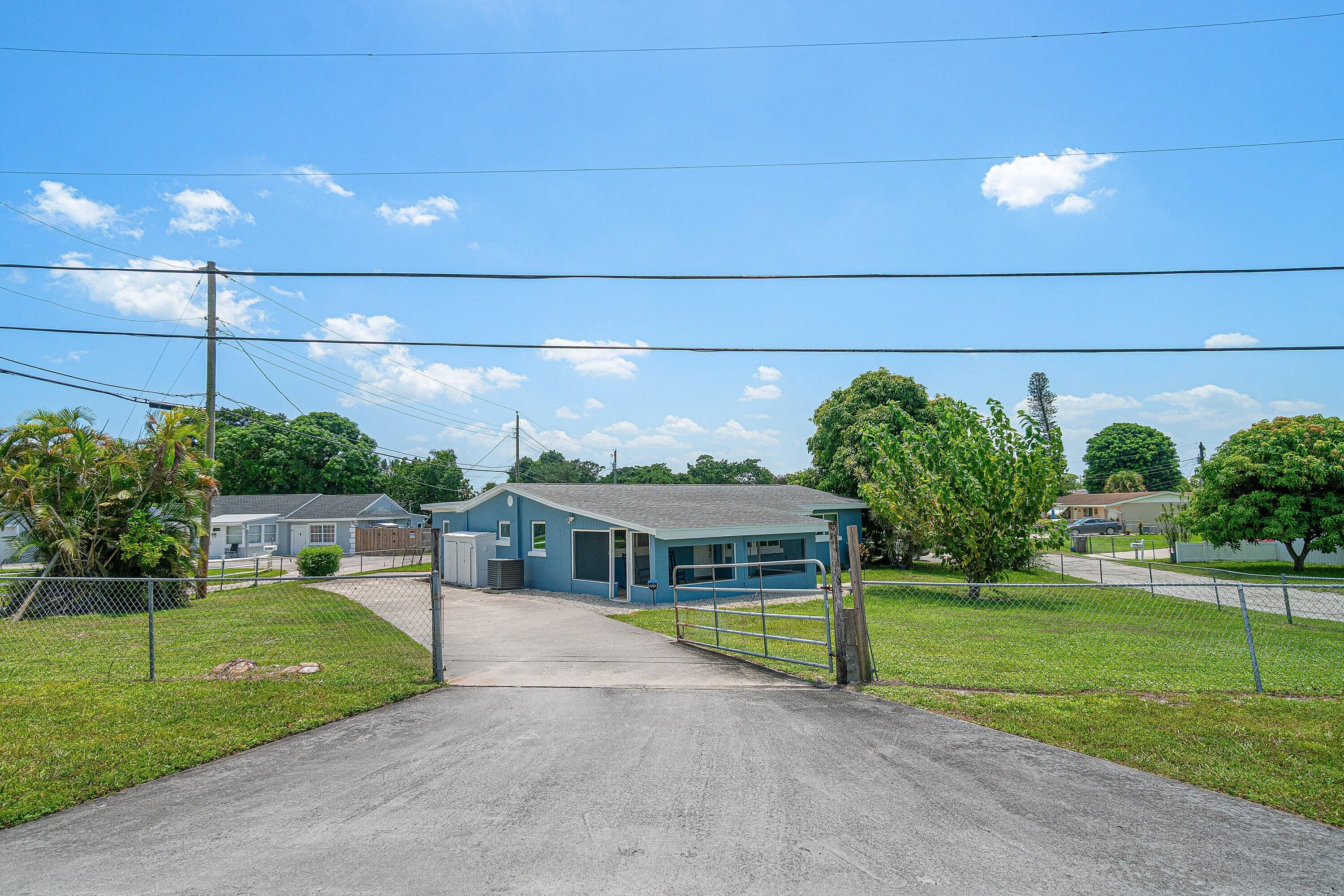 003-5134CanalRoad-WestPalmBeach-FL-33415