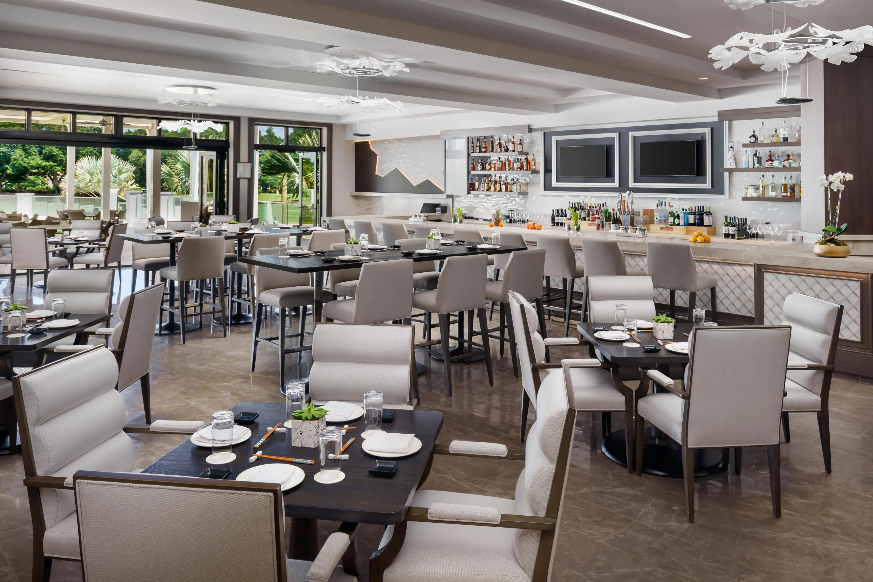 20230410_Broken_Sound_Zest_Dining_room_V