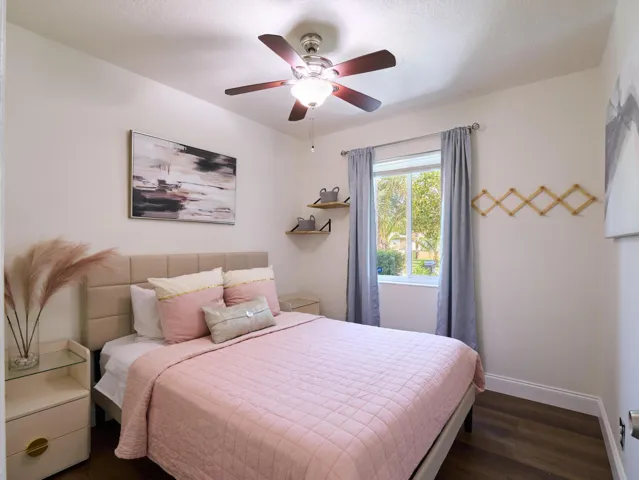 Second bedroom