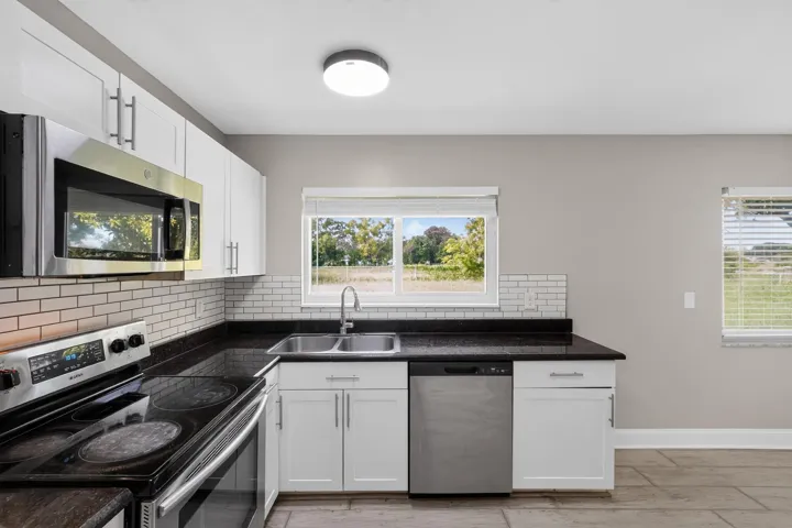 20_230_SW_Cherryhill_Rd-0166
