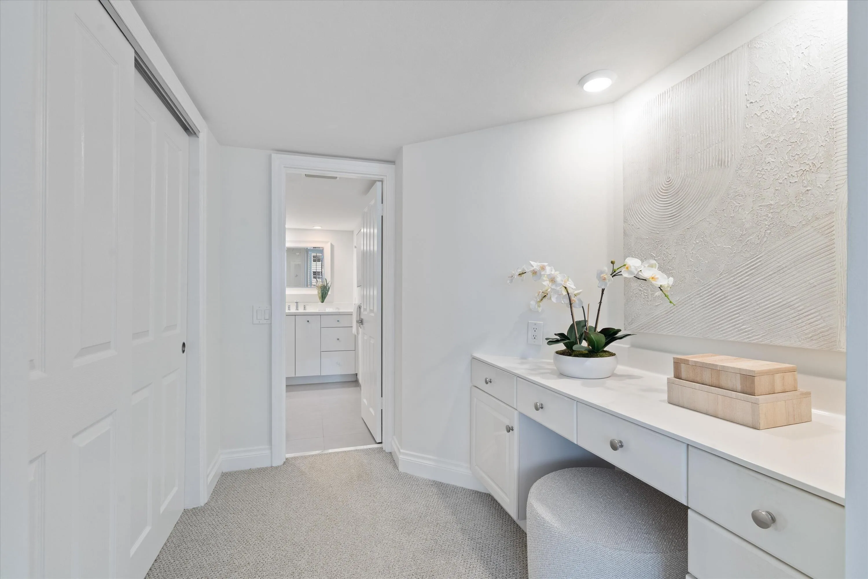 18-333 Sunset Drive Unit 502 Ft. Lauderd