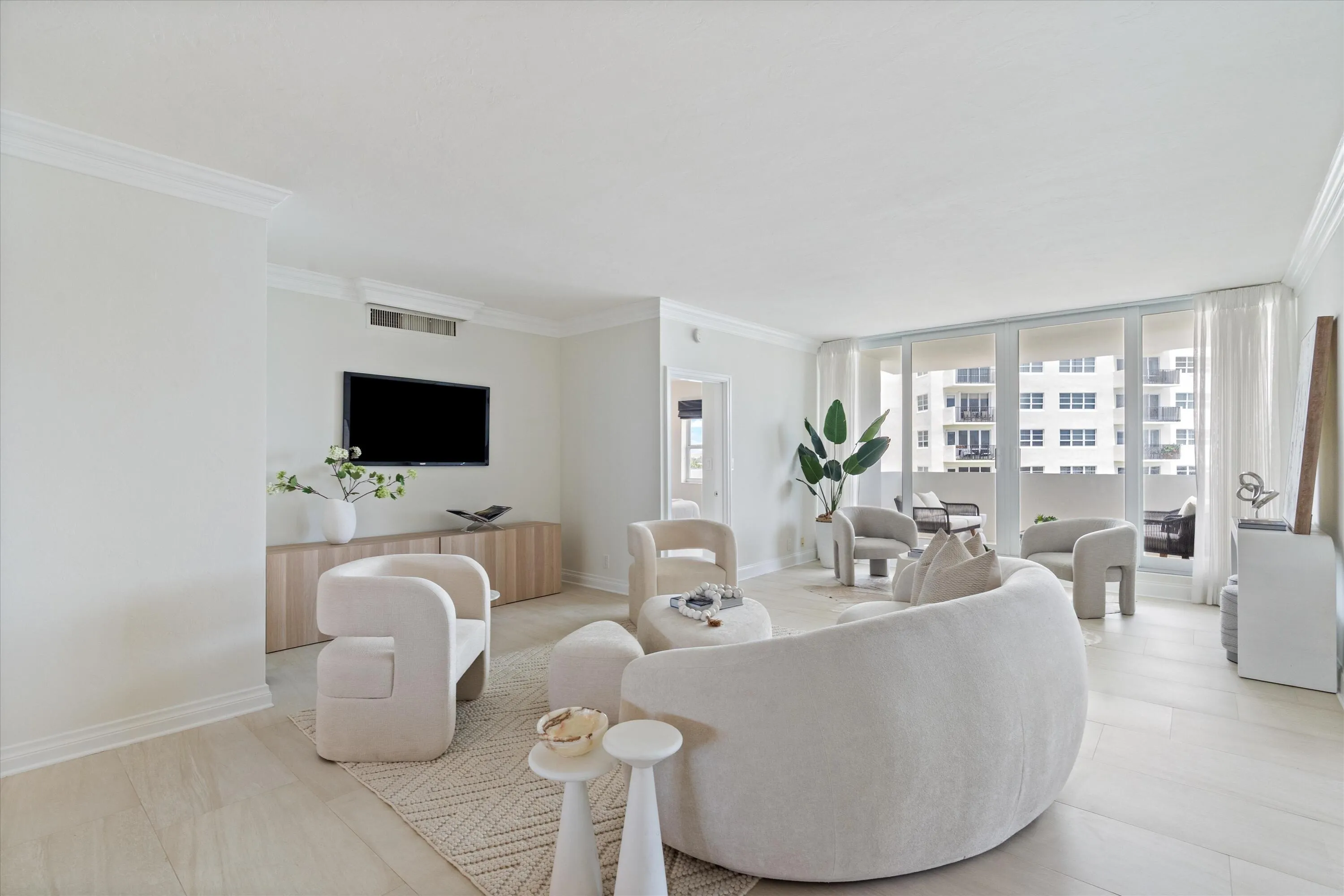 03-333 Sunset Drive Unit 502 Ft. Lauderd