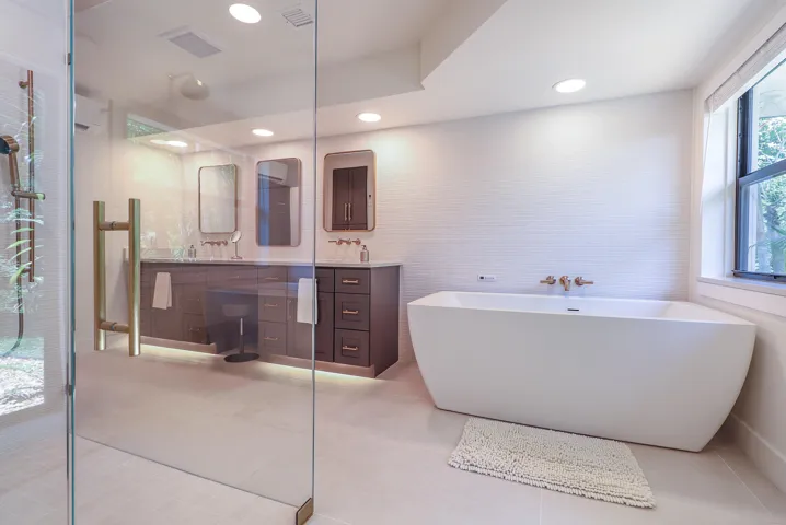 22-Master Bathroom