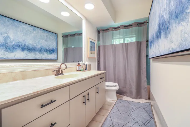 31-Bathroom 2