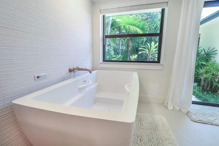 27-Master Bathroom
