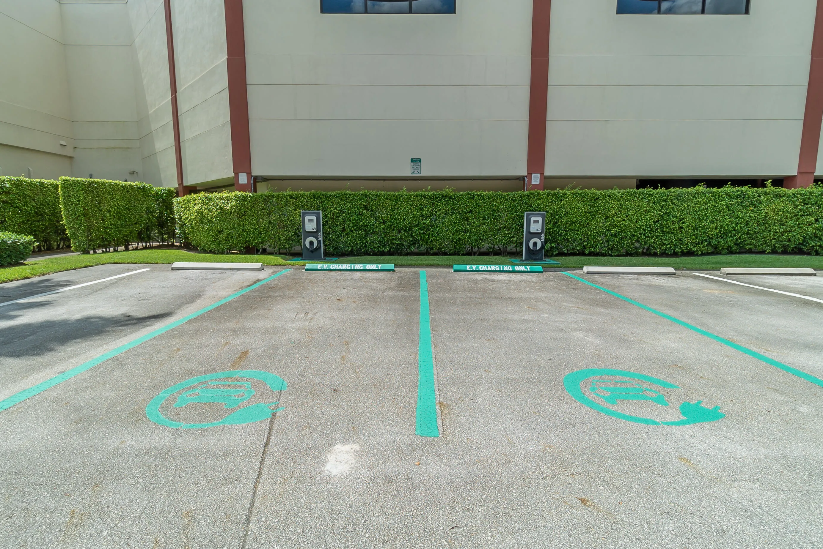 35. Electric Car Station (1)