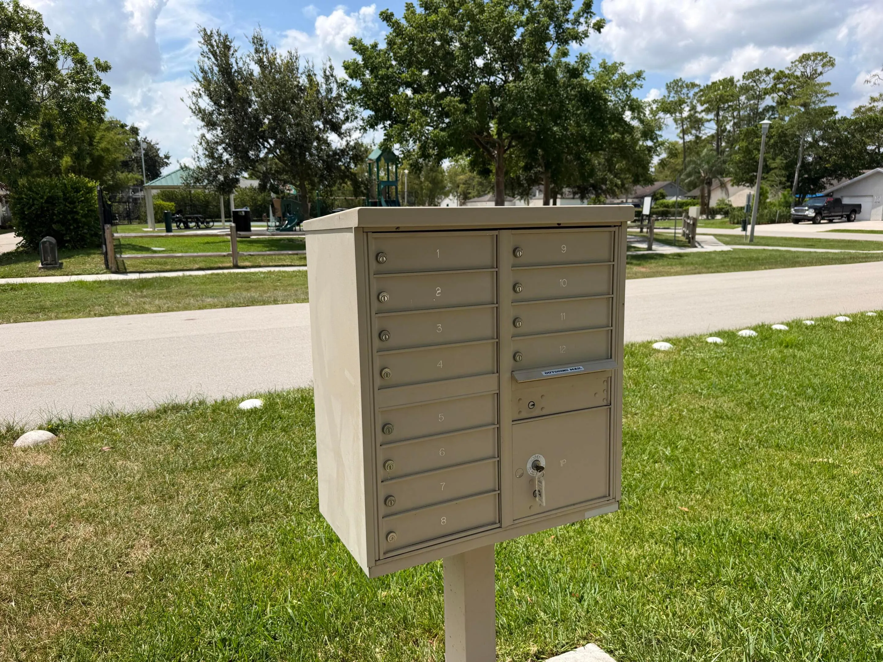Common area mailbox