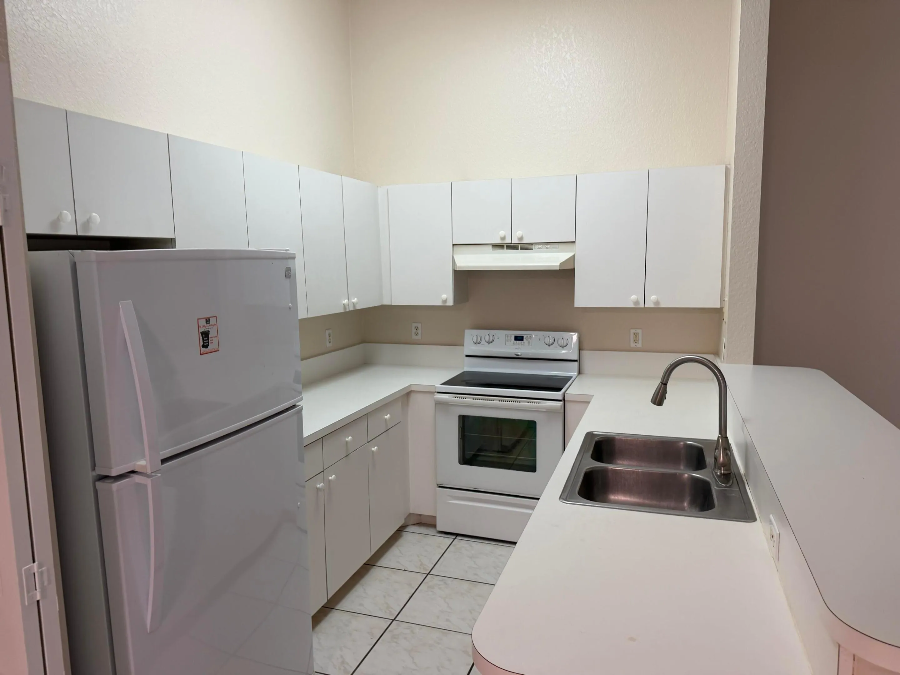 Kitchen with high ceiling