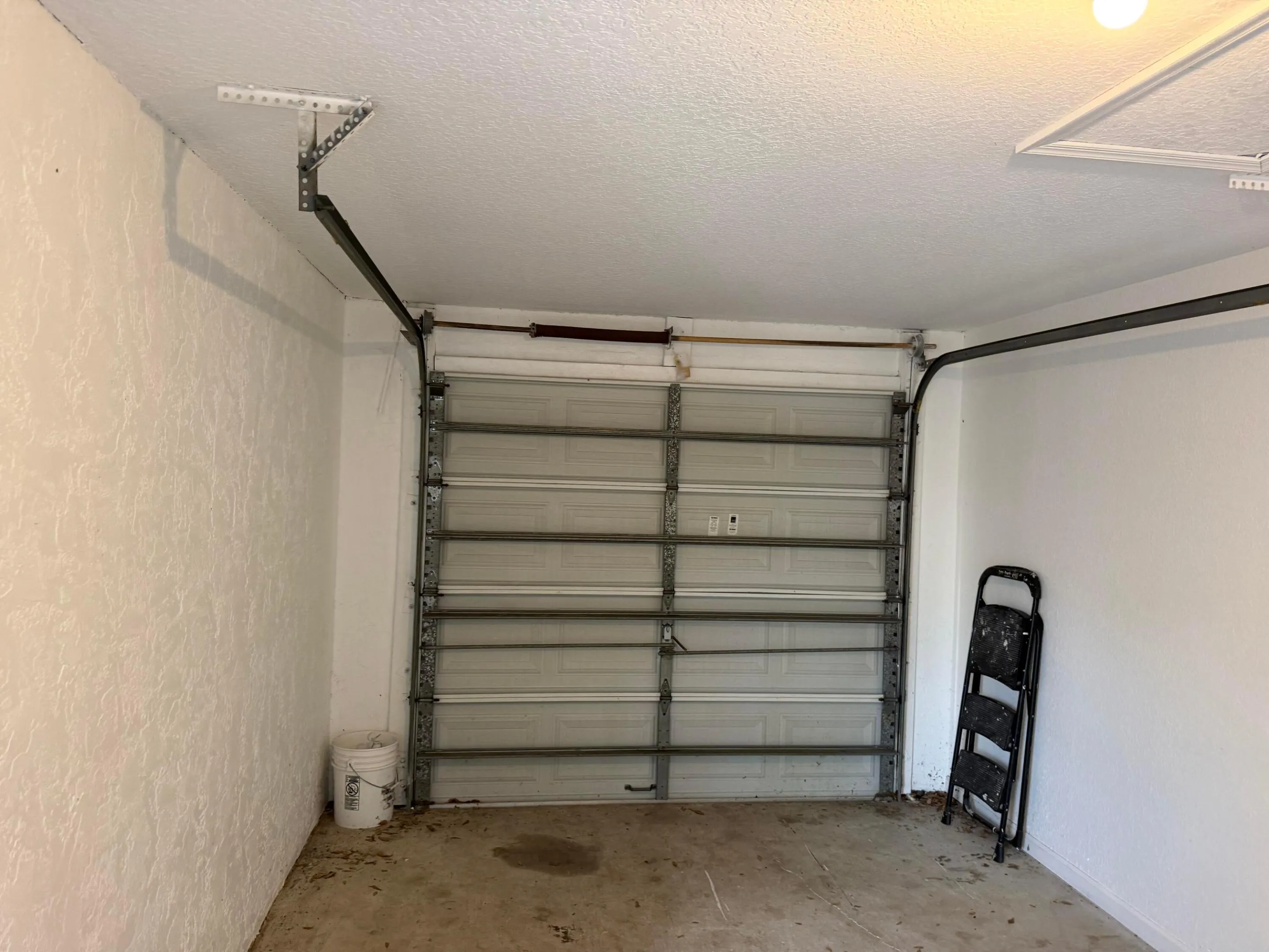 One car garage