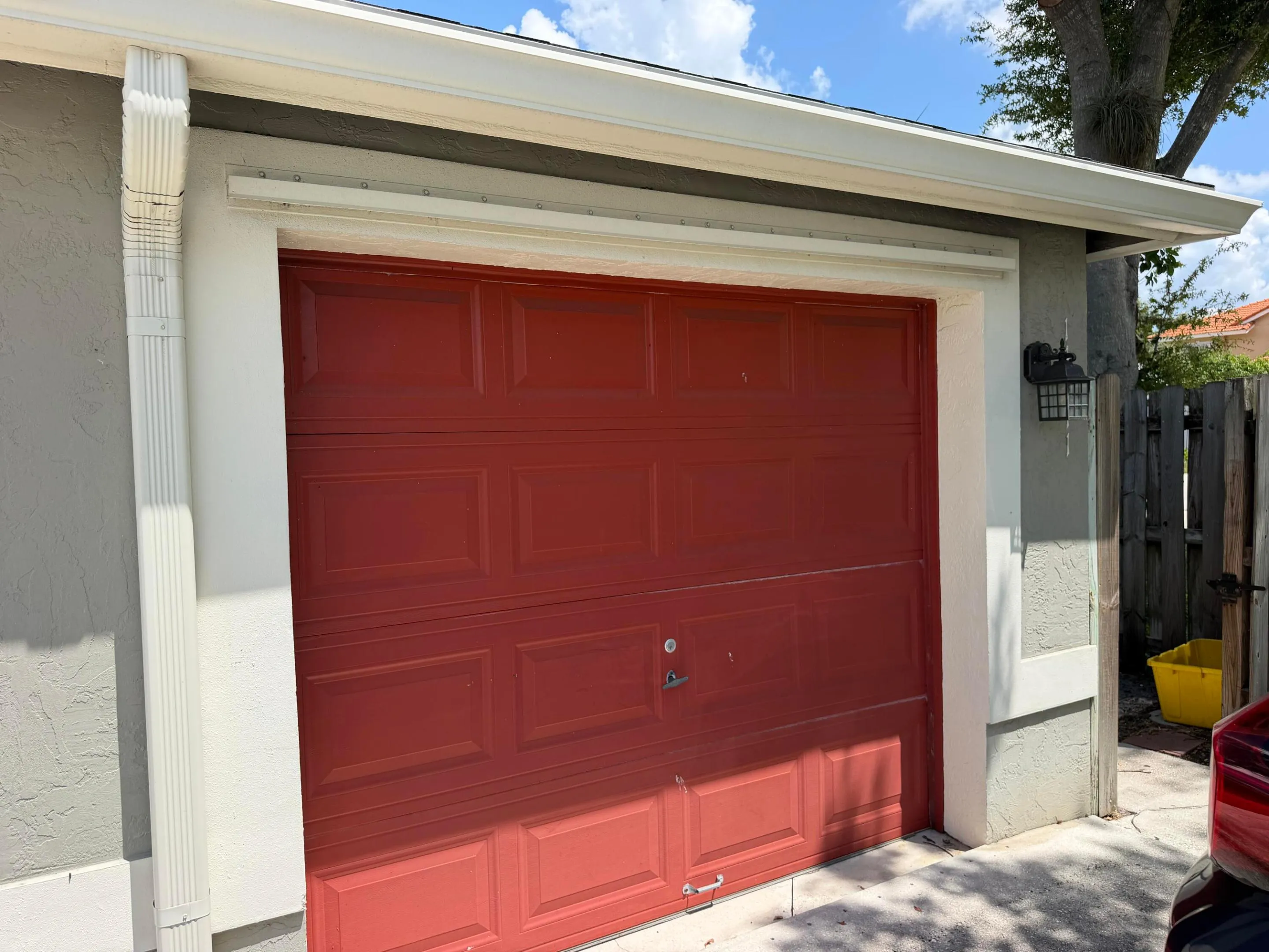 One car garage