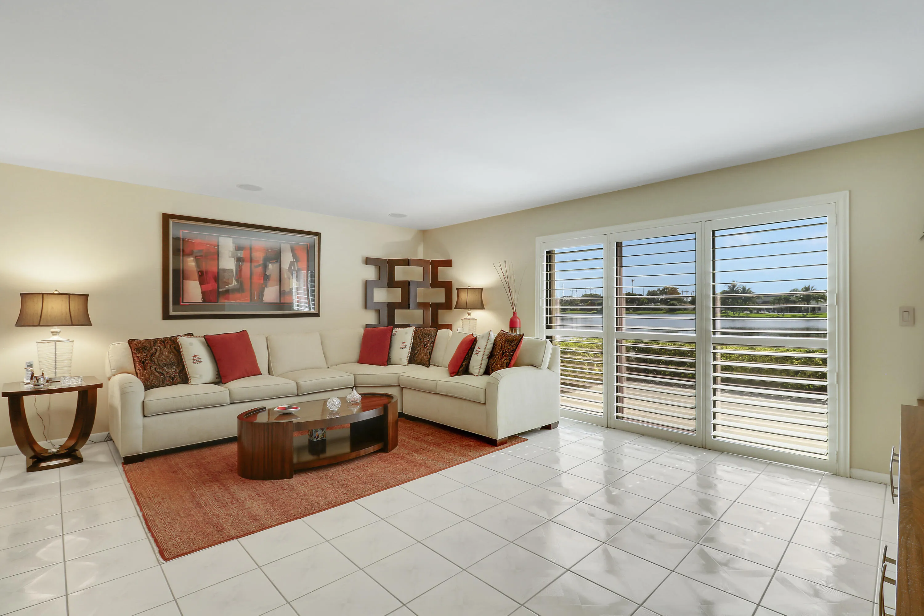 The living area looks out to gorgeous lake vistas.