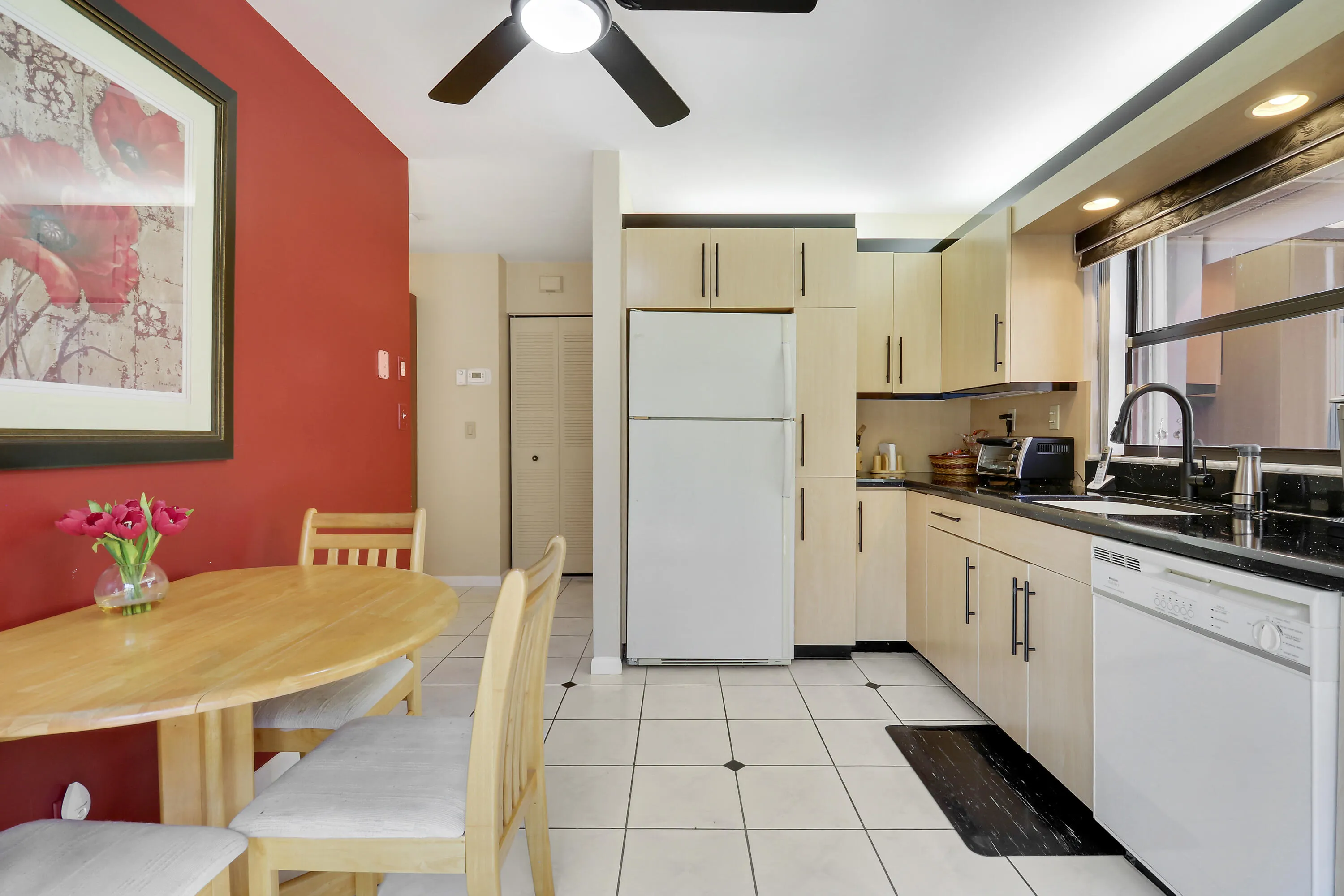 The kitchen is light and brite!
