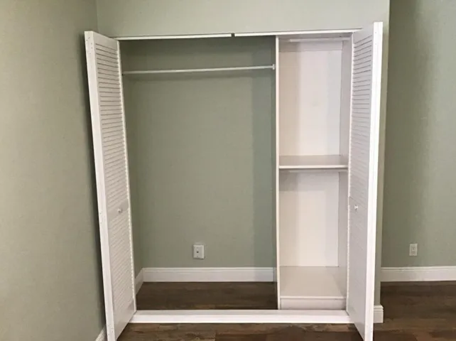 2nd Bedroom Closet
