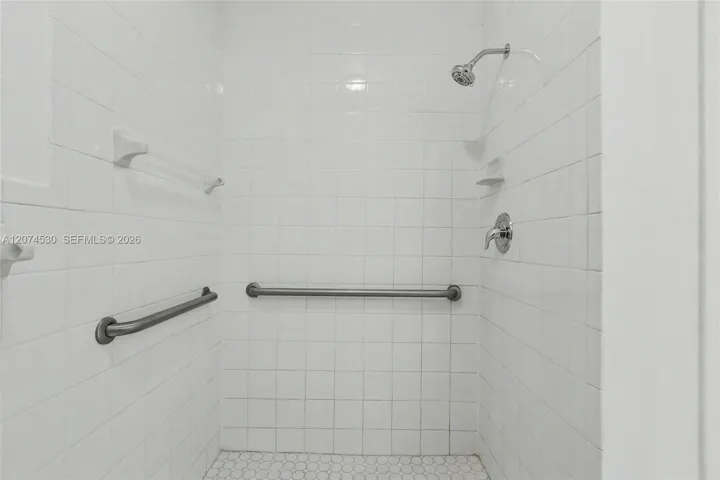 Photo 35