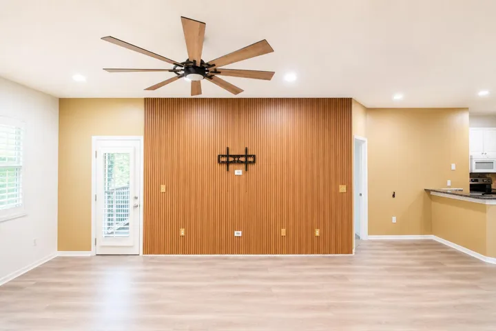 Living Room 03
