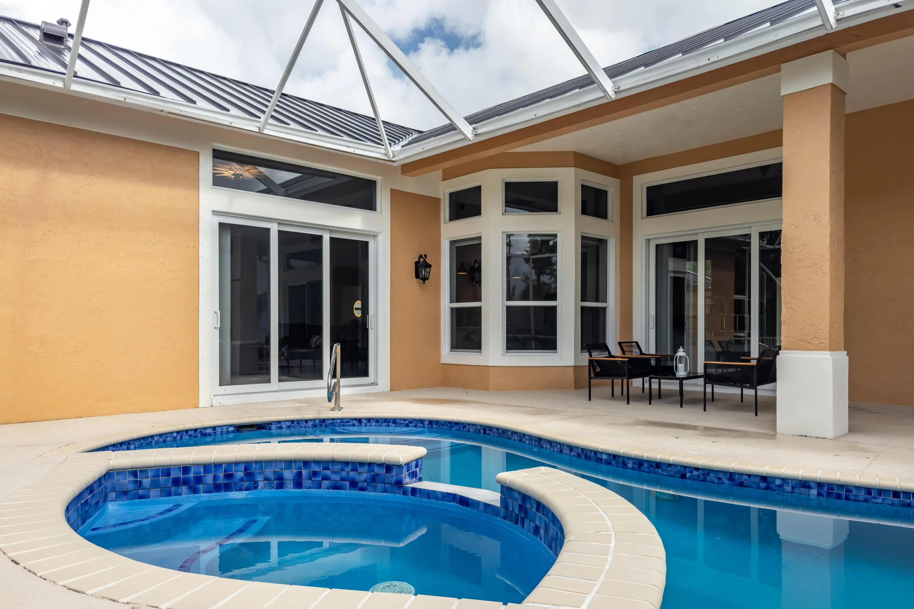 Pool-Spa