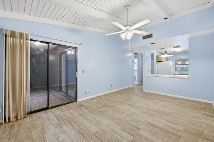 Living/Dining view 3