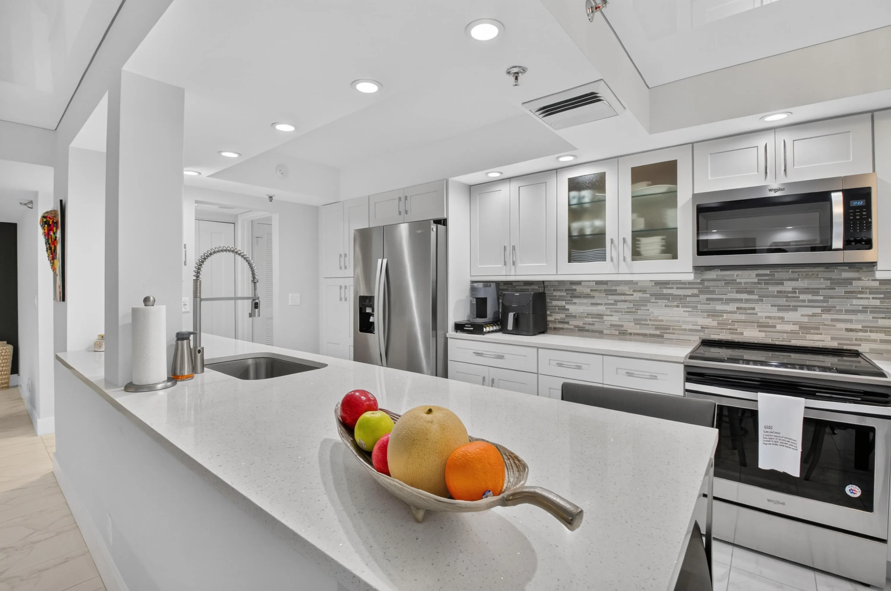 living room to kitchen