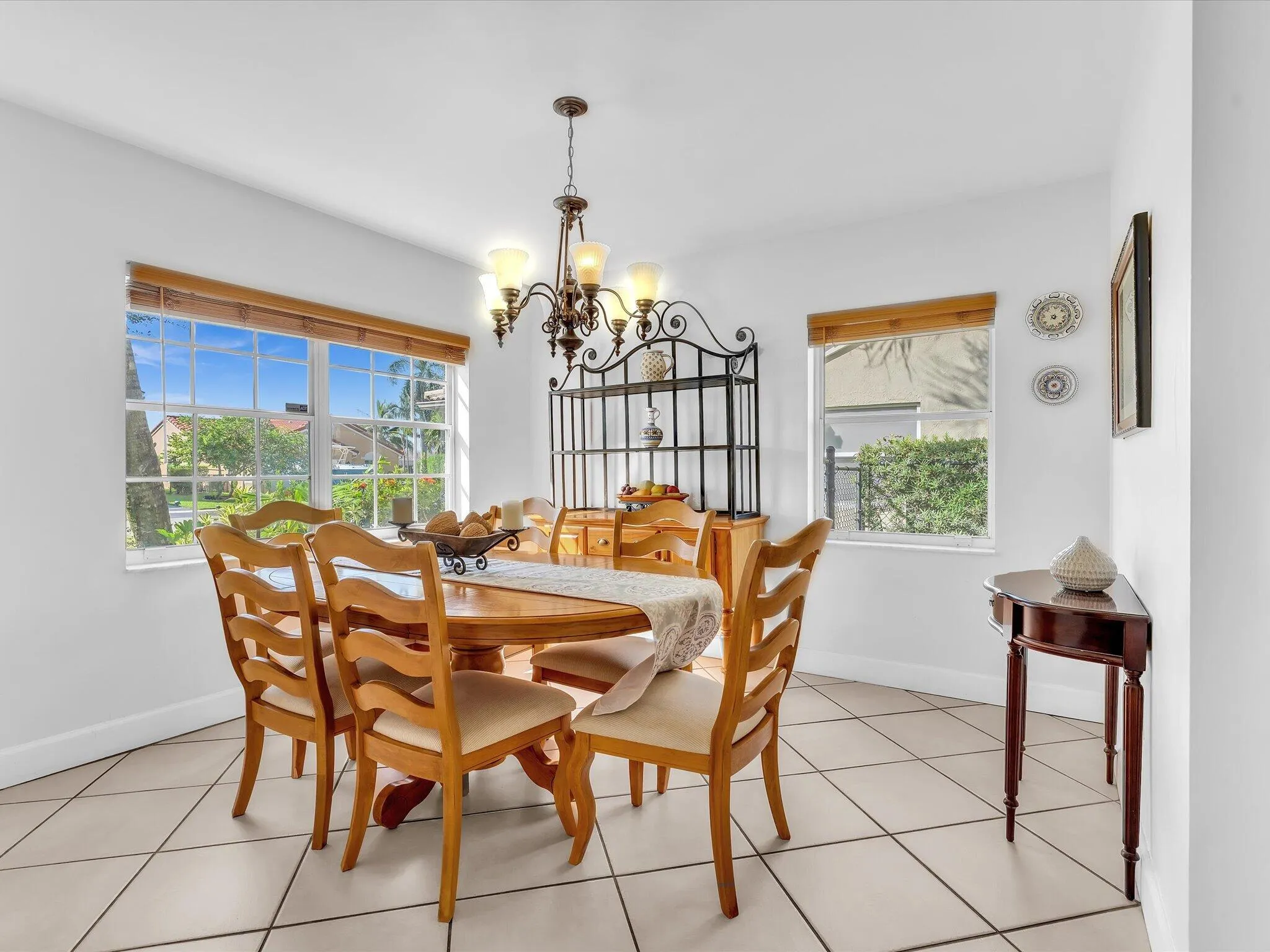 Formal Dinning Room