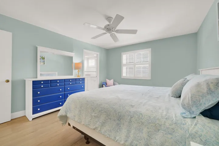 Spacious Primary Suite