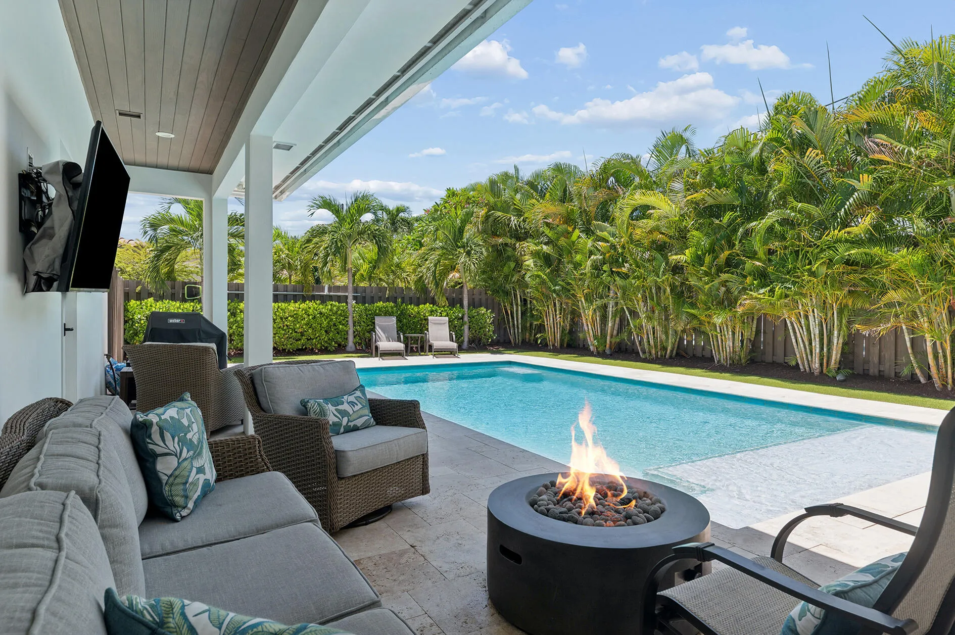 Sparkling saltwater pool & covered areas