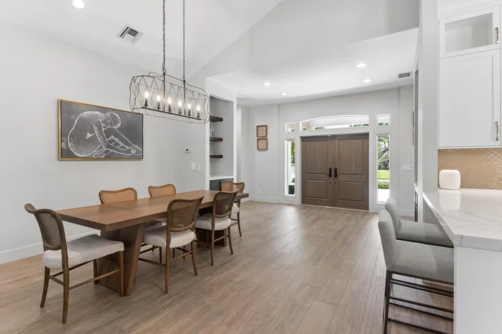 Dining Area / Entry Foyer