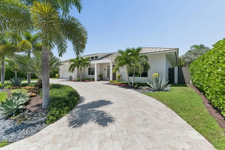 Large Circular Driveway