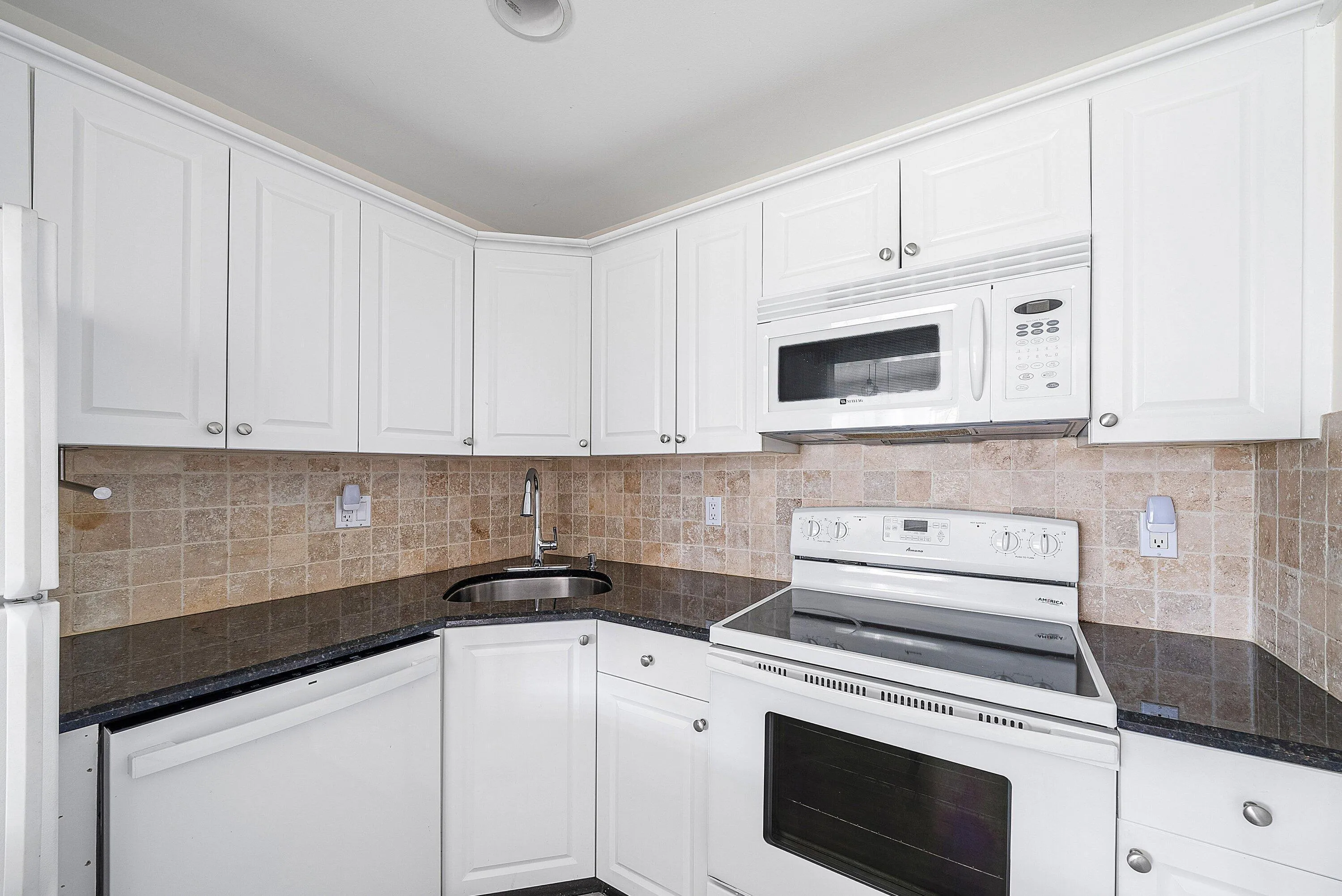 007-2455Northeast51stStreet-E102-FortLau