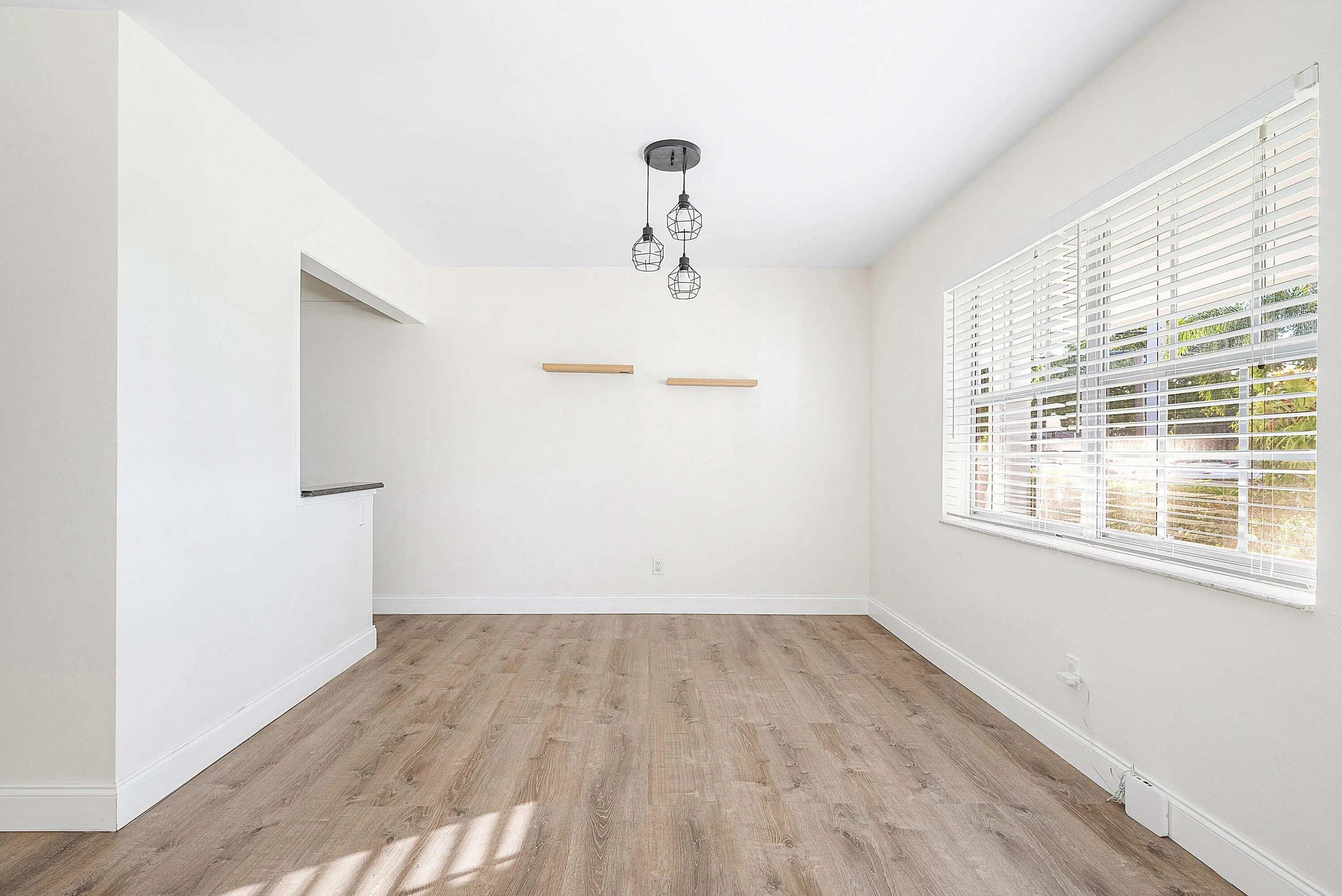 011-2455Northeast51stStreet-E102-FortLau