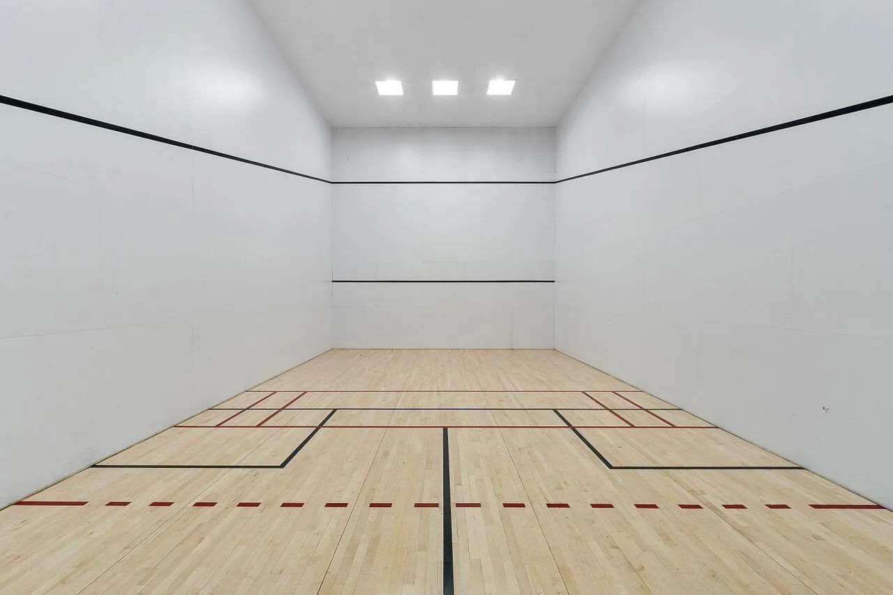 Racketball Court