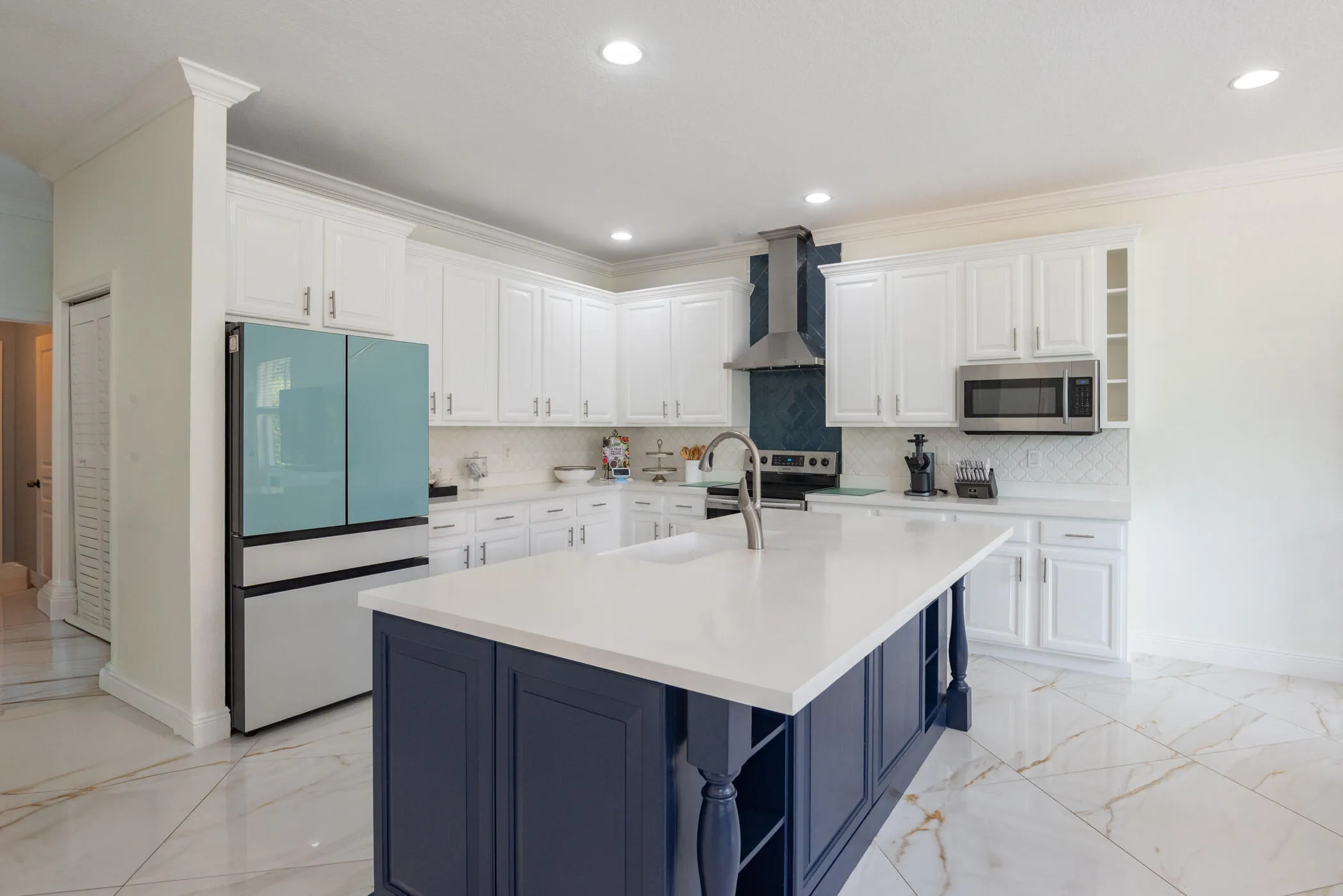 © Clark- 5013 Cobalt Court-013