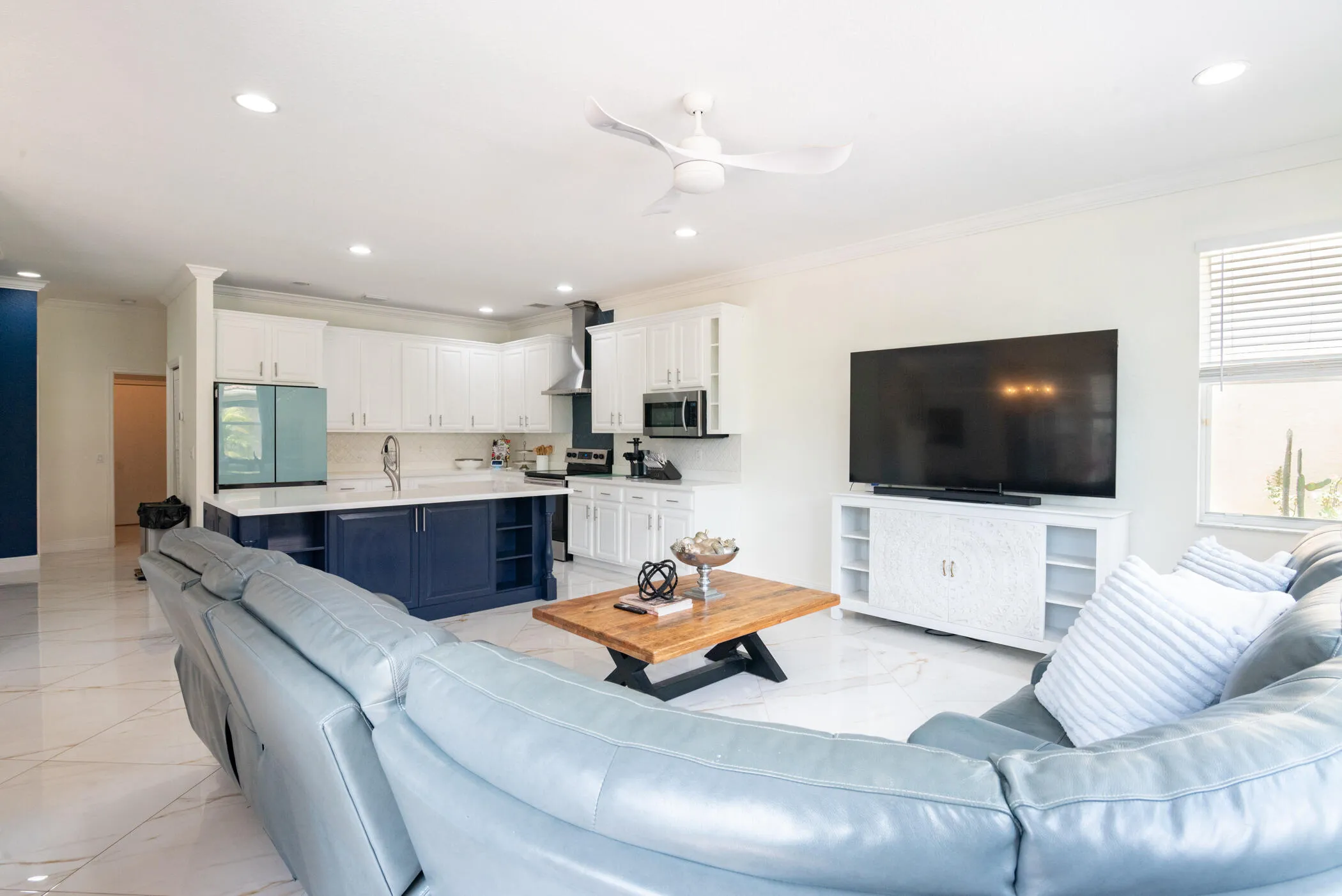 © Clark- 5013 Cobalt Court-018