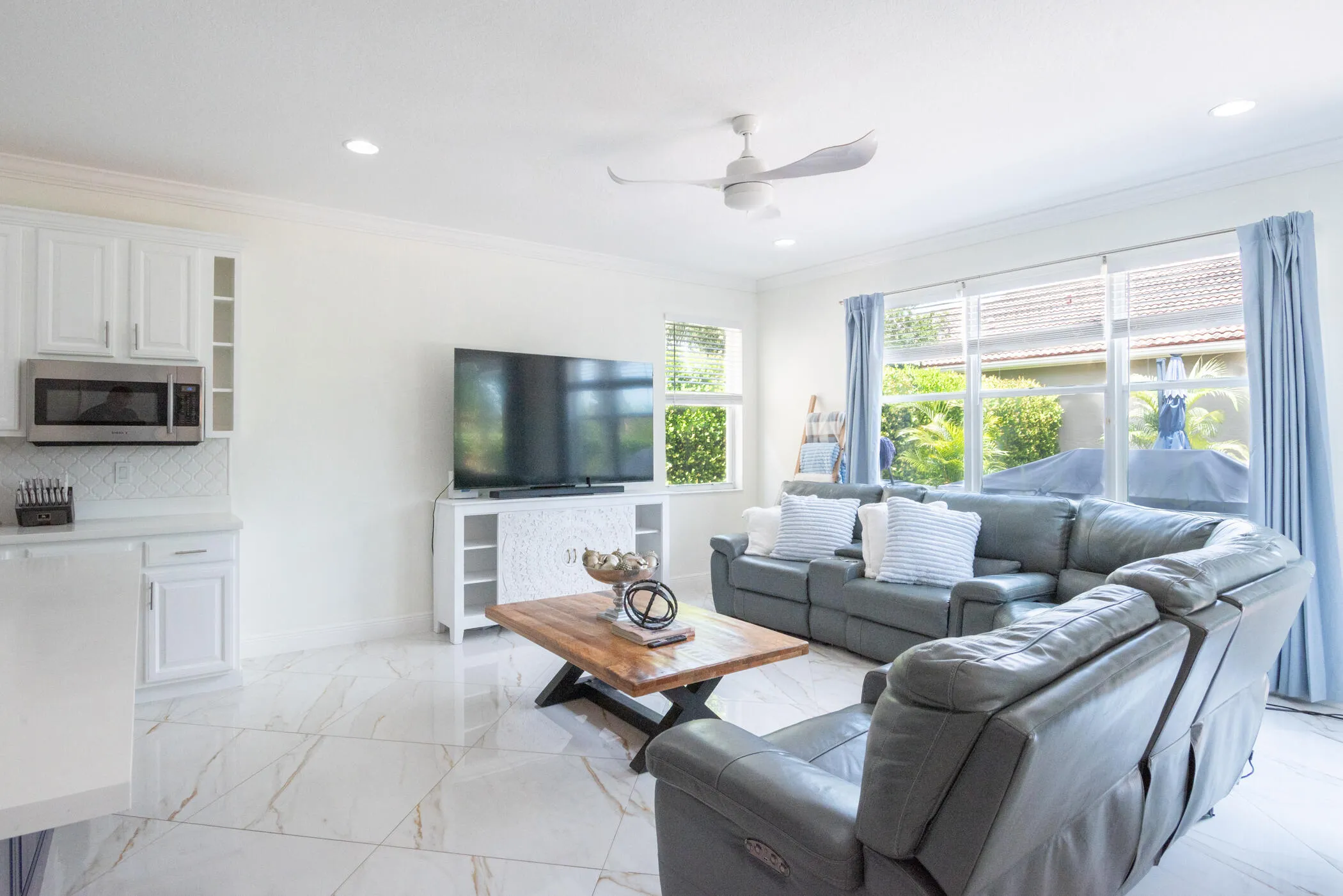 © Clark- 5013 Cobalt Court-017