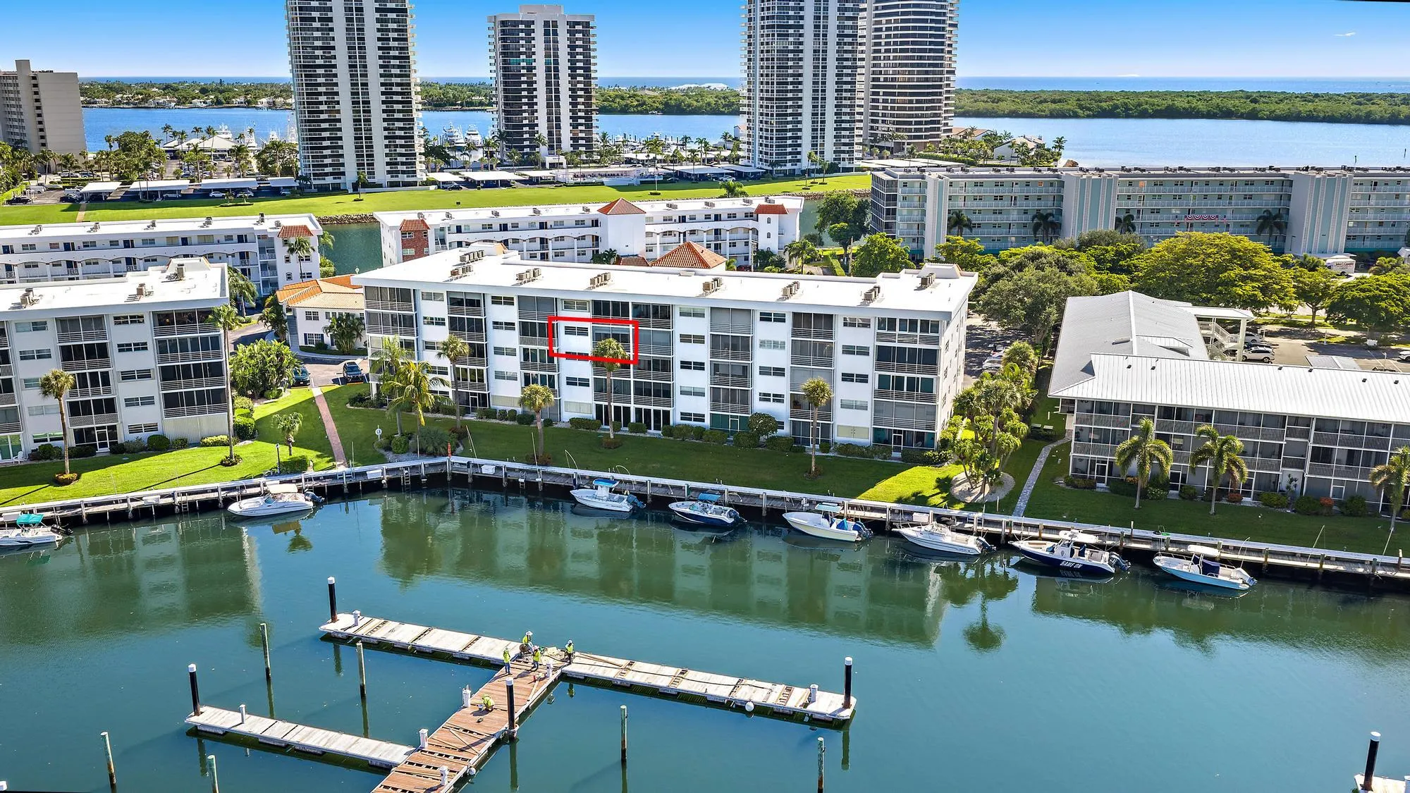 29 Yacht Club Dr 405-21
