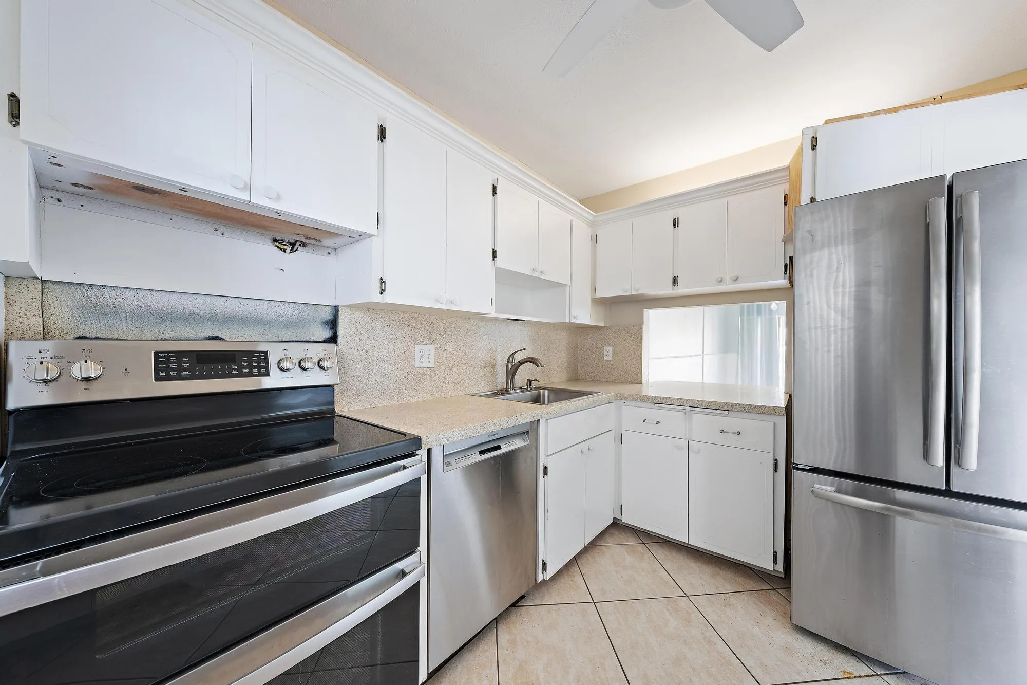 29 Yacht Club Dr 405-3