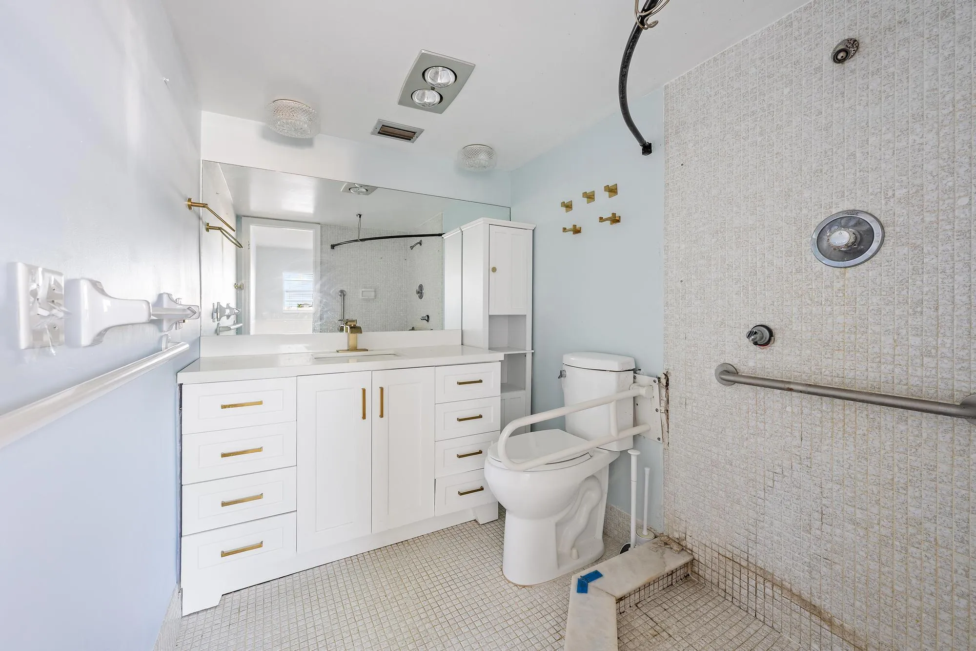 29 Yacht Club Dr 405-9