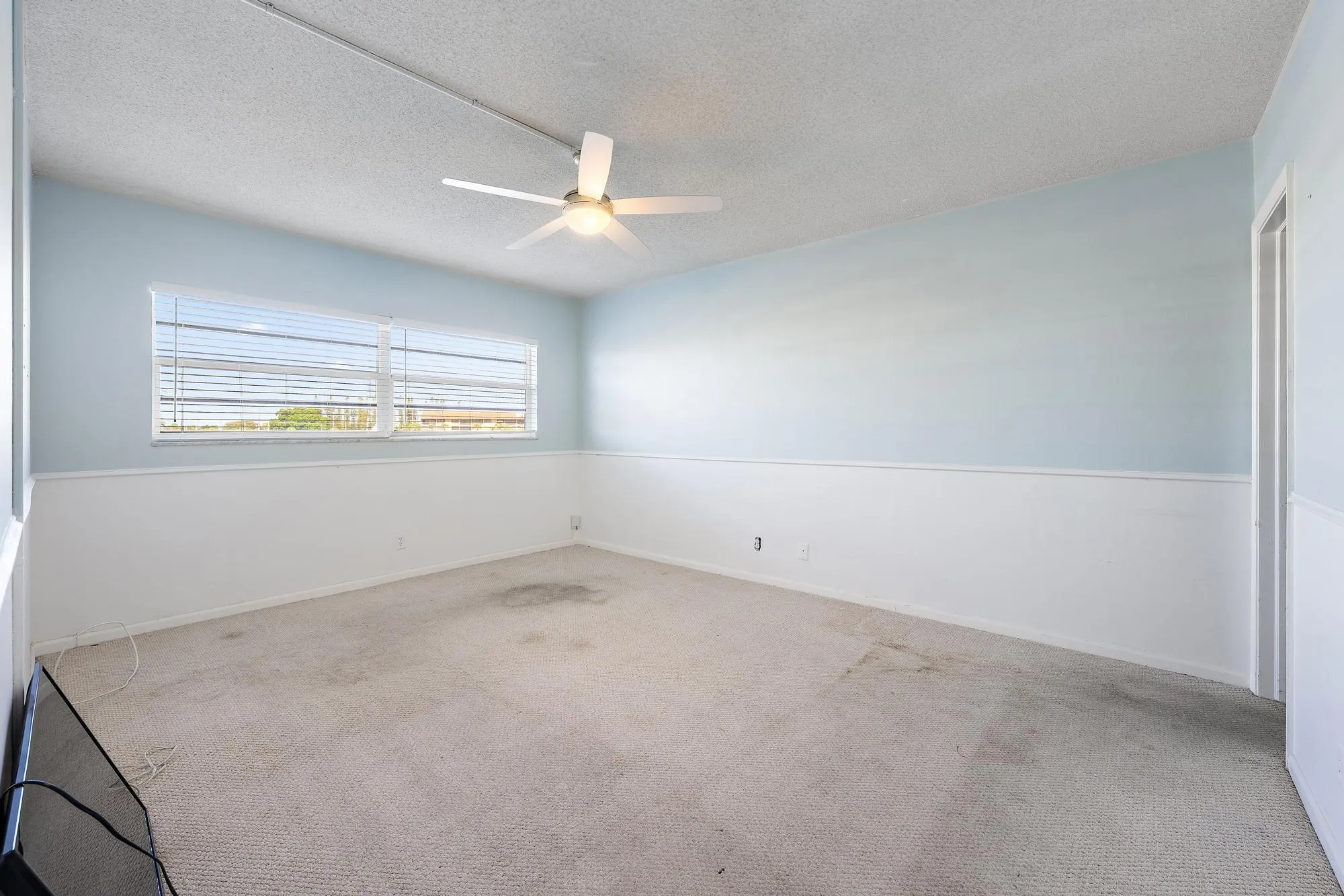 29 Yacht Club Dr 405-8
